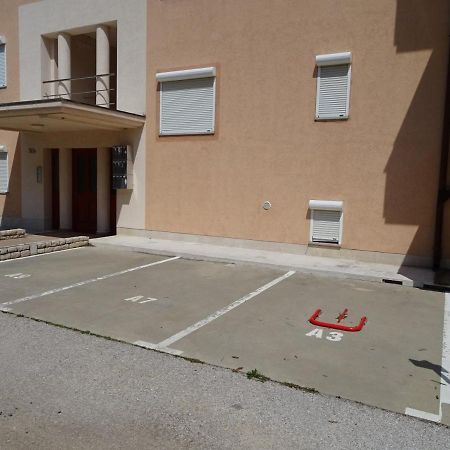 Apartment Erika Premantura Esterno foto